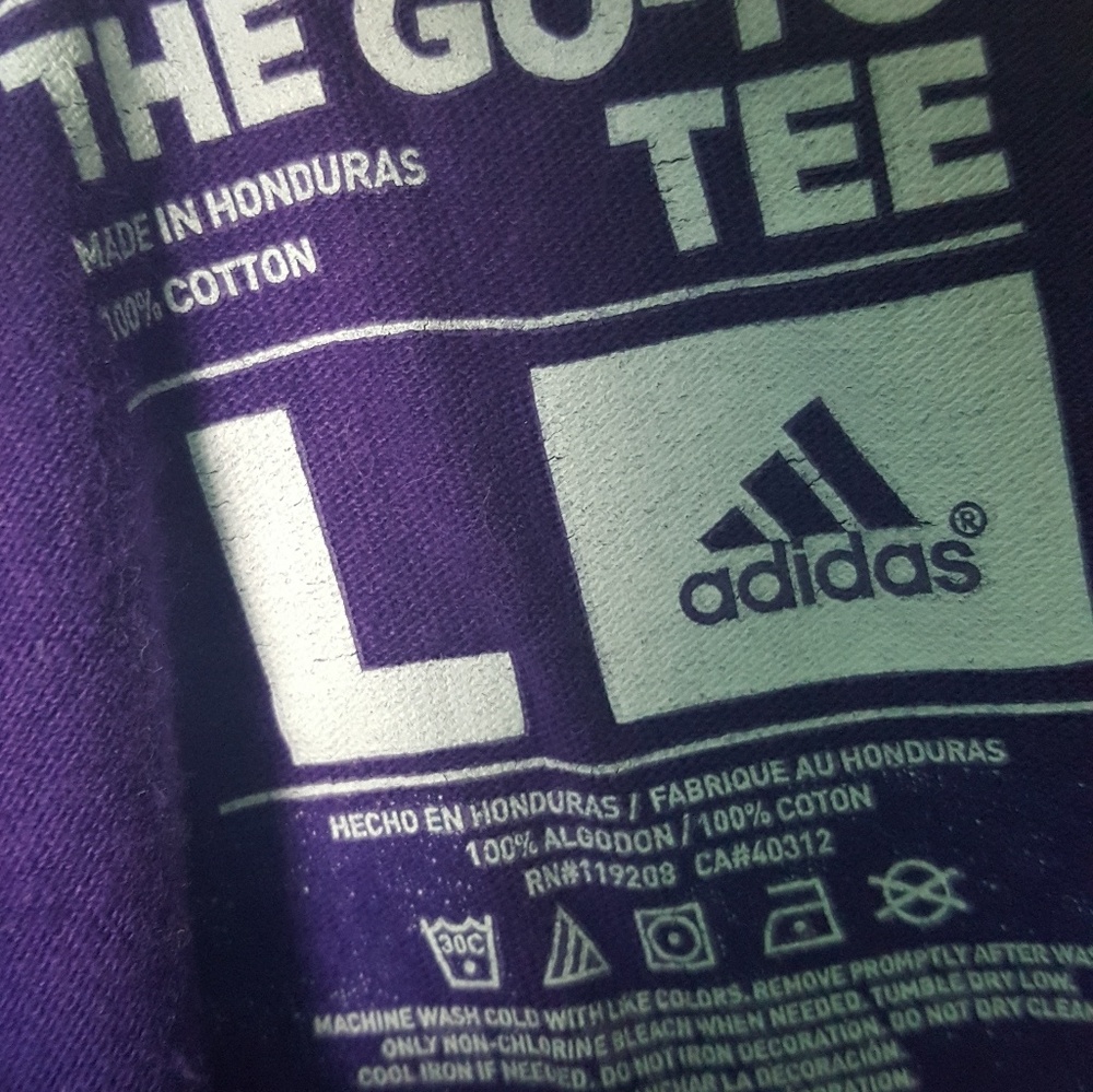 Large Lakers Tee - Picture 2 of 3